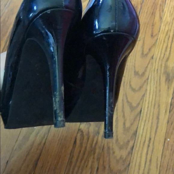 Heels - Picture 5 of 6